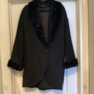 Black 100% Wool Jacket with Faux Fur